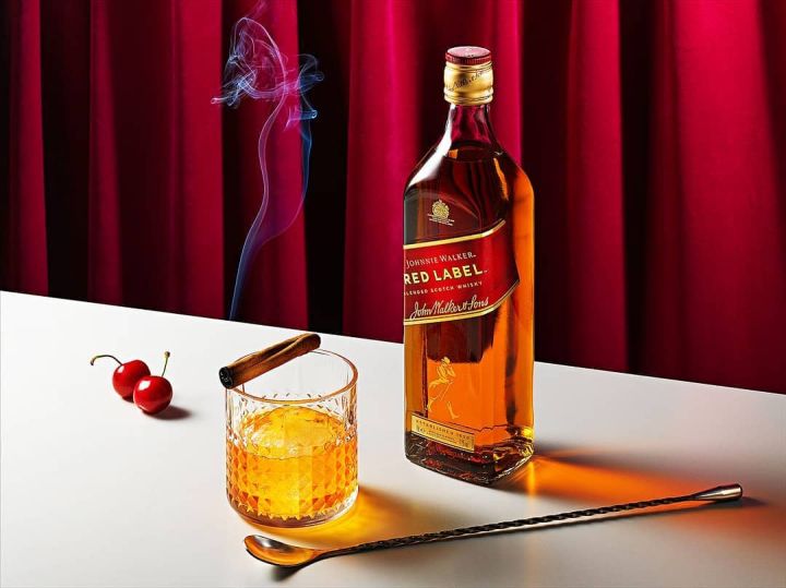 Johnnie-Walker-Red-Label-1